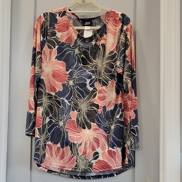 Jostar Tops - Vibrant Floral Long Sleeve Top